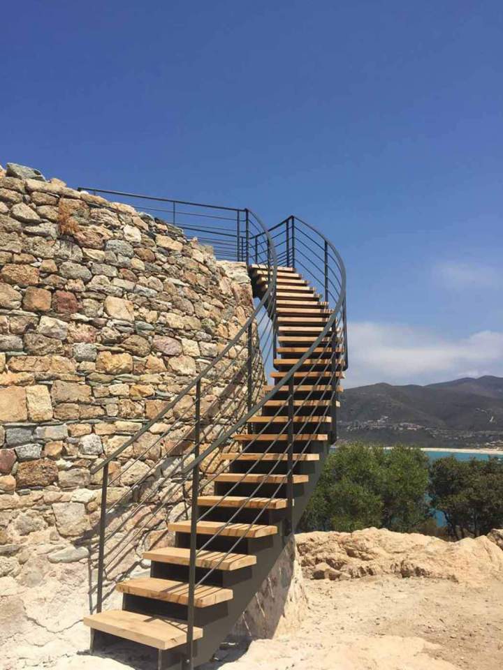 Escaliers sur mesure avec finitions soignées Borgo