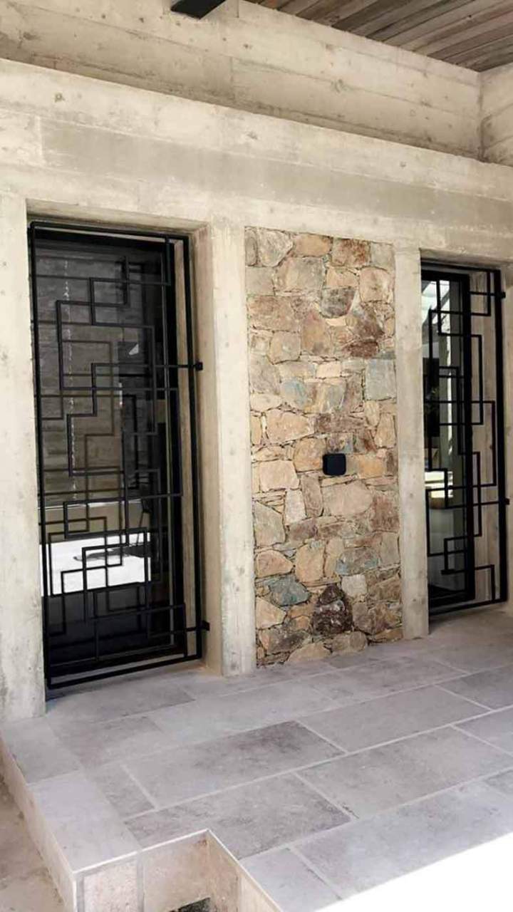 Installation de fermetures et rideaux métalliques Borgo