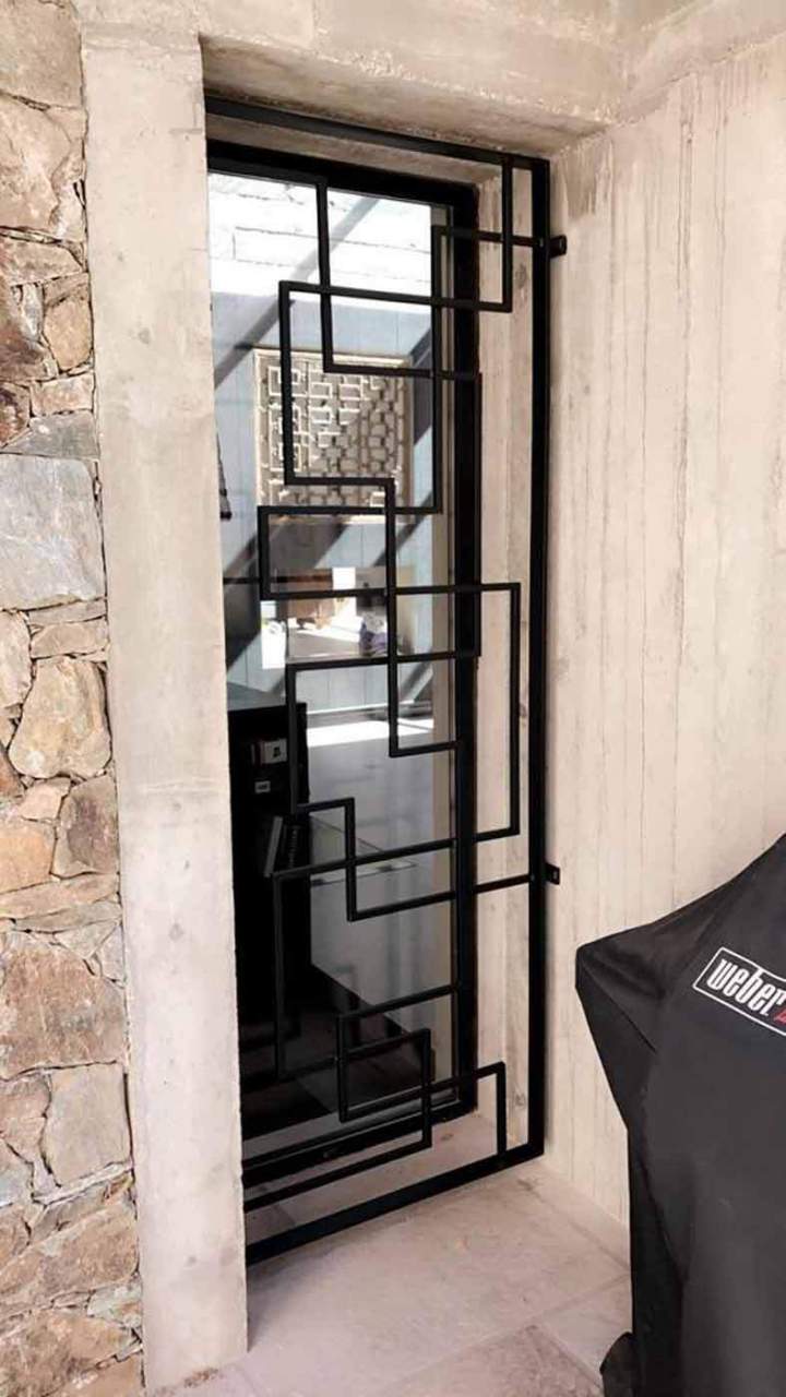 Spécialiste en fermetures et rideaux métalliques Borgo